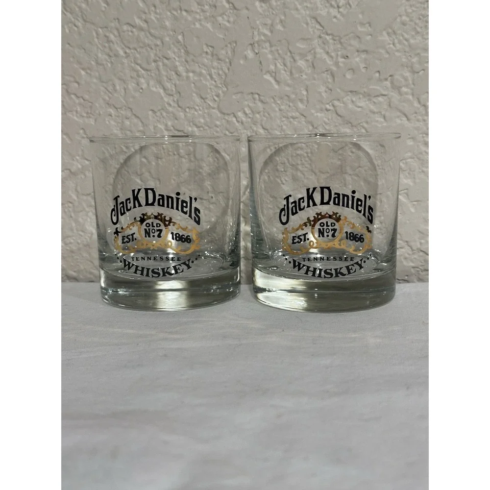 Jack Daneils Tennesee Whiskey Glasses Old No.7 Gold Design